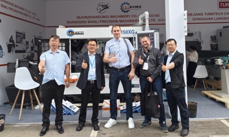 萬利WL-150XG型圓鋸機(jī)參展俄羅斯國際機(jī)床展