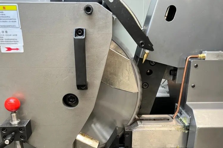 從鋸片到智能：萬利精機(jī)的高速金屬切割革命