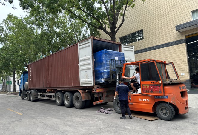 萬利高速金屬圓鋸機(jī)光耀啟航保加利亞